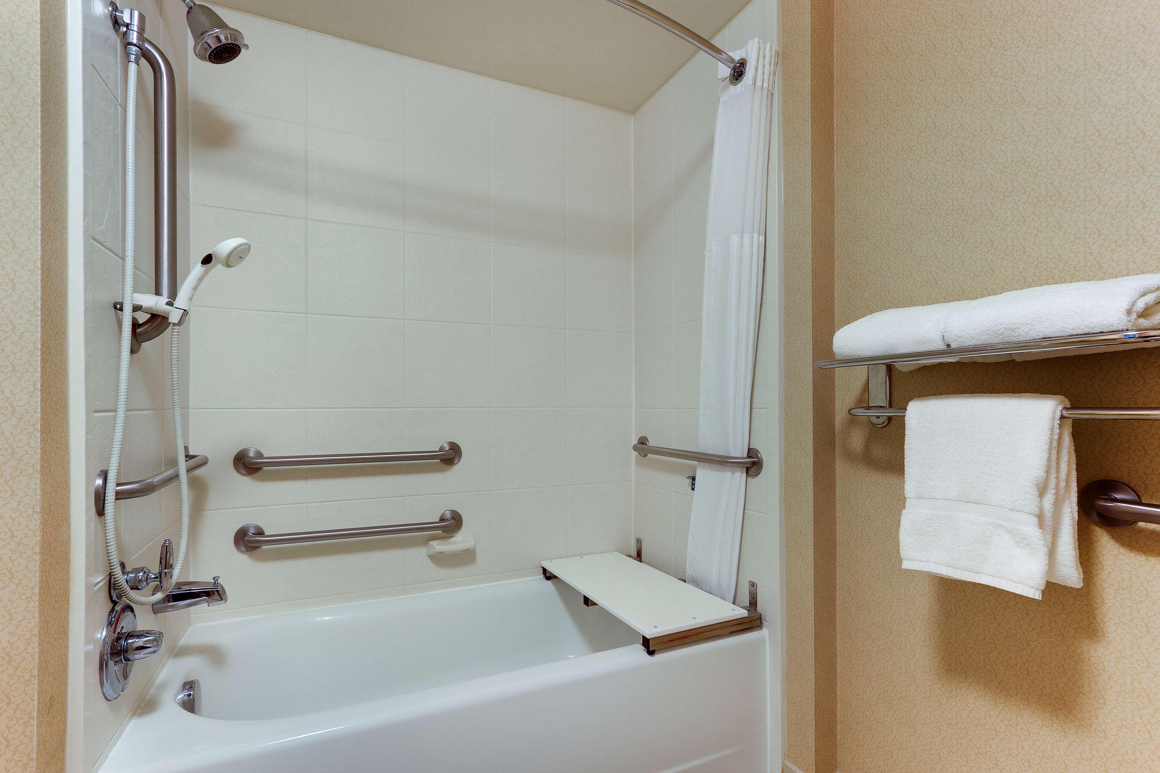 Hilton Garden Inn Indianapolis Airport Plainfield Extérieur photo