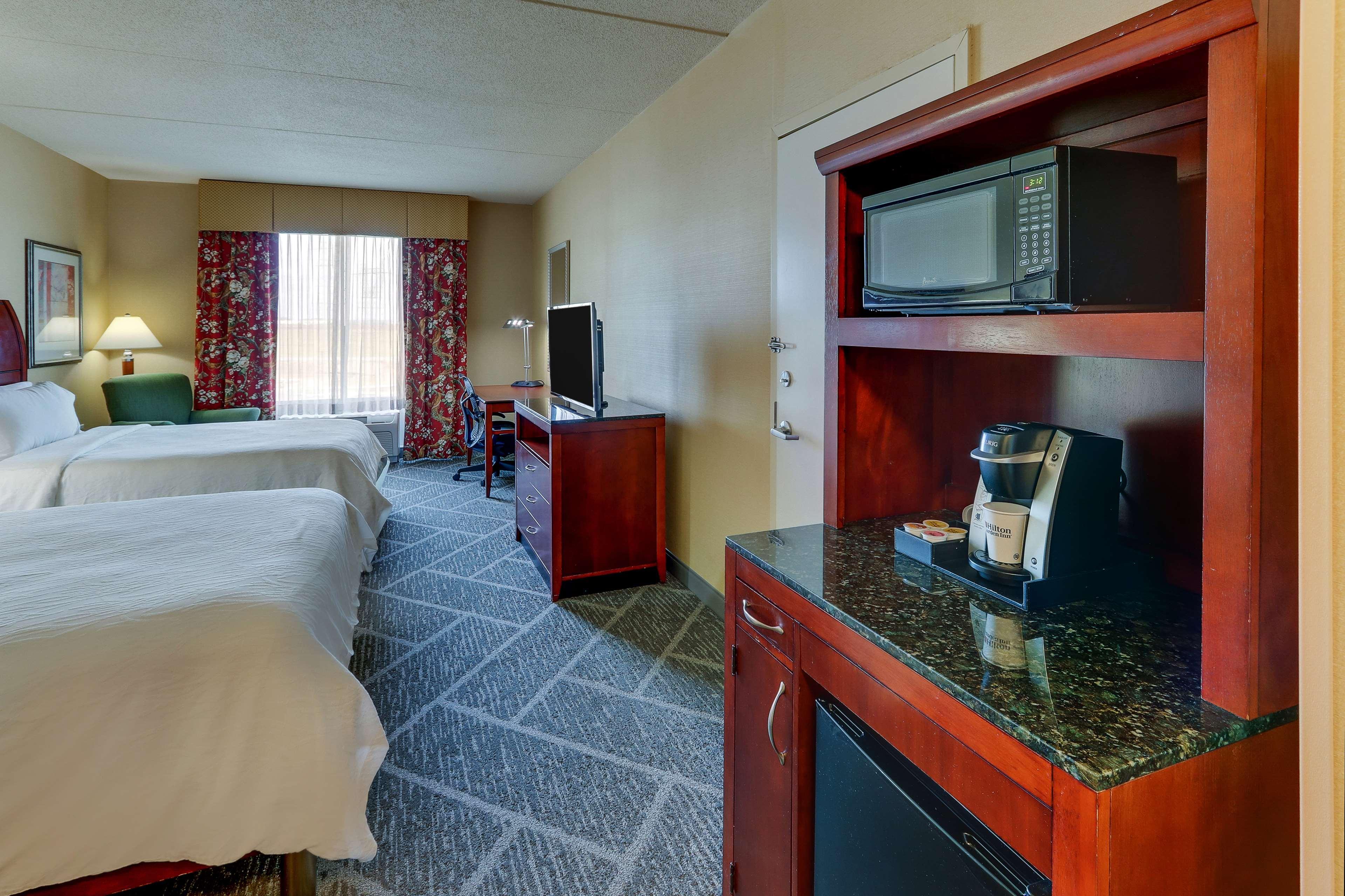 Hilton Garden Inn Indianapolis Airport Plainfield Extérieur photo