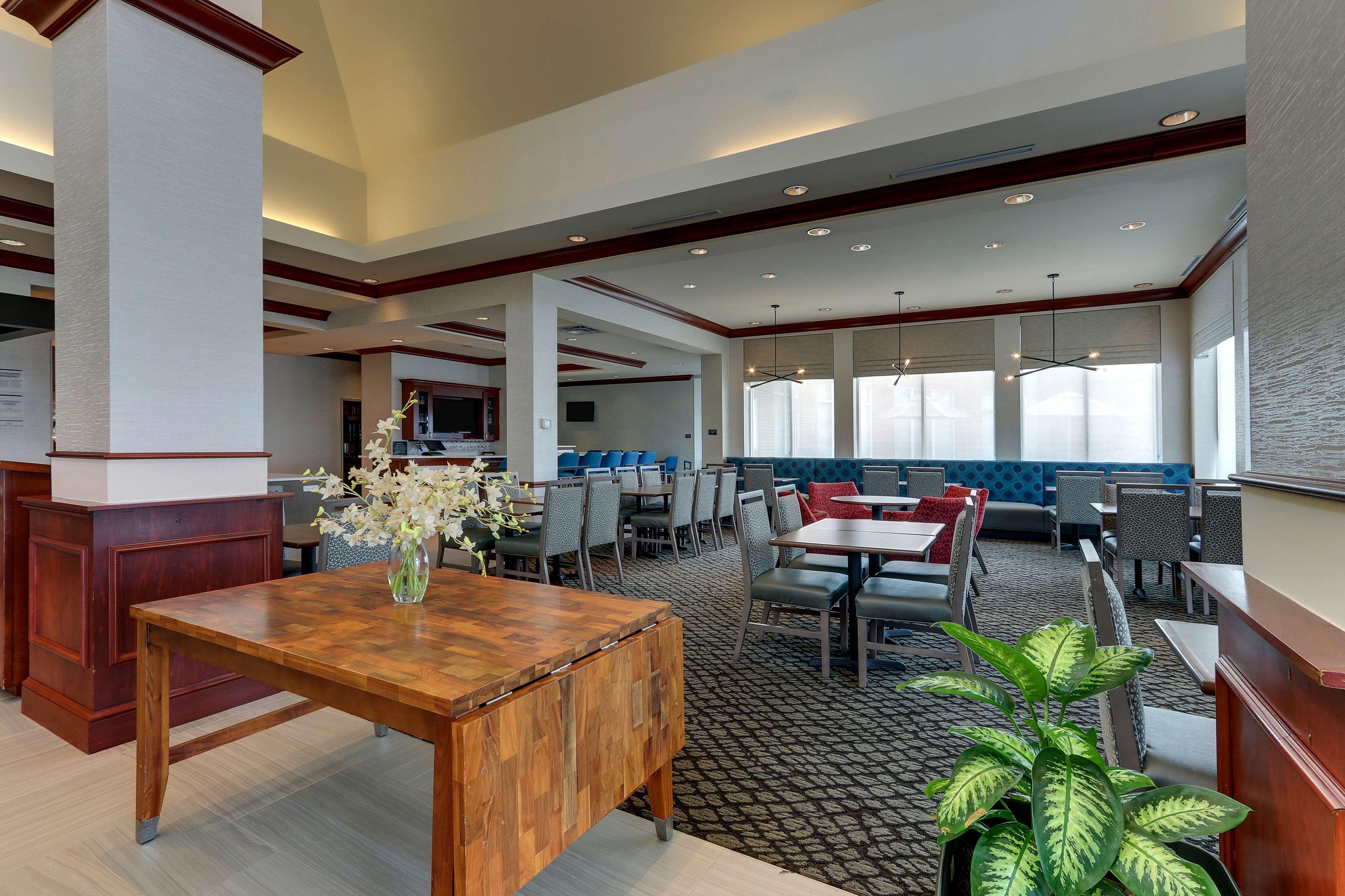 Hilton Garden Inn Indianapolis Airport Plainfield Extérieur photo