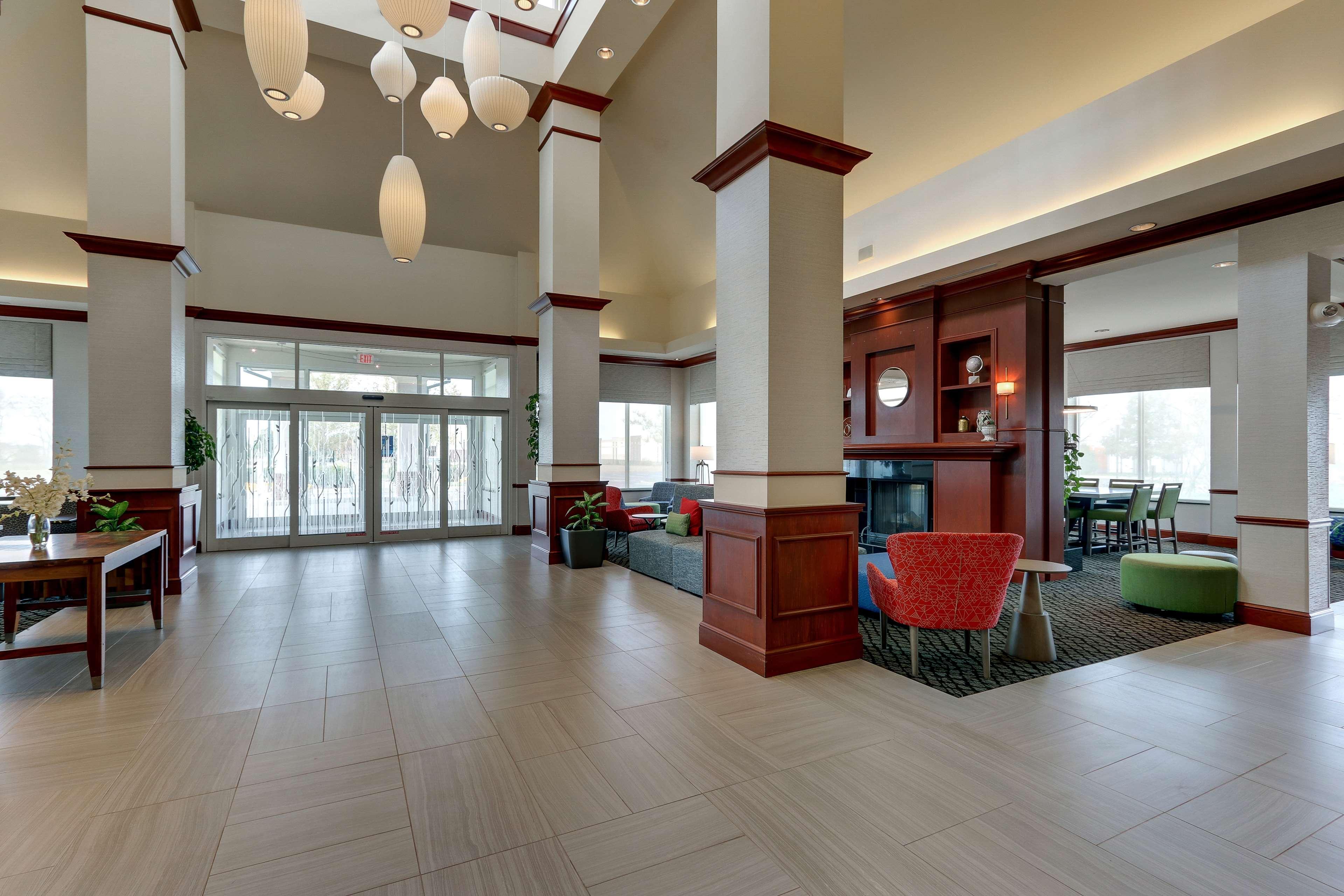 Hilton Garden Inn Indianapolis Airport Plainfield Extérieur photo