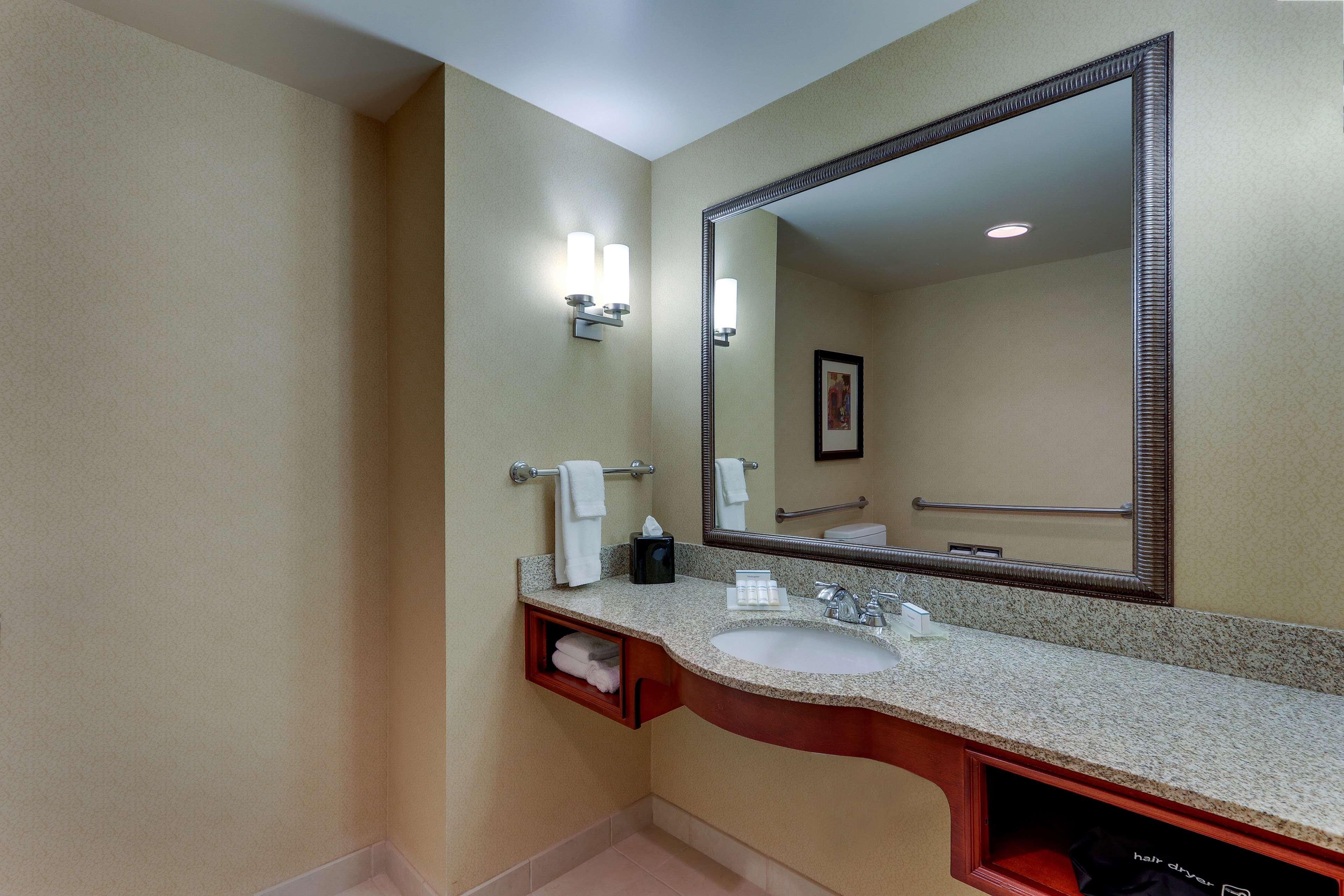 Hilton Garden Inn Indianapolis Airport Plainfield Extérieur photo