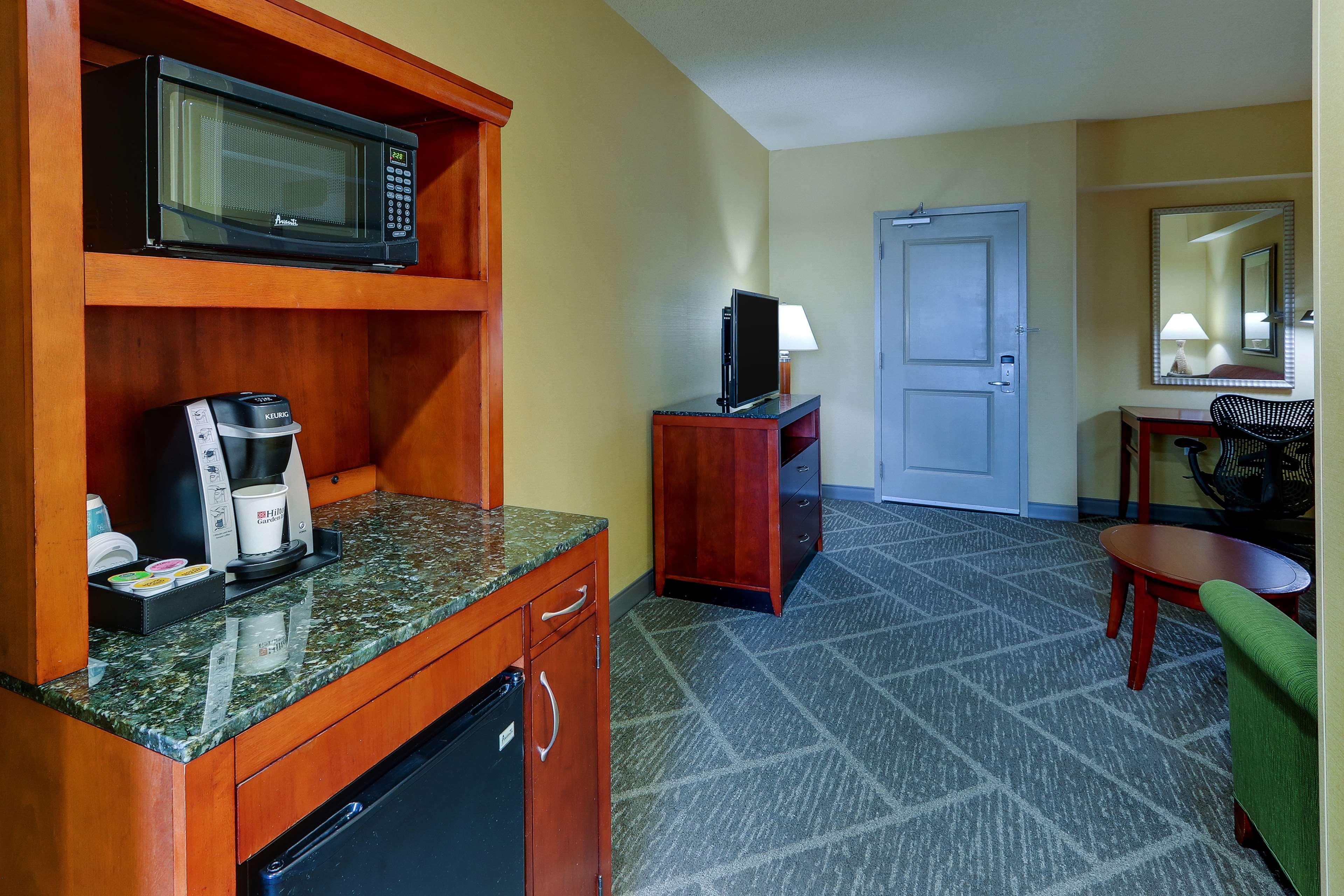 Hilton Garden Inn Indianapolis Airport Plainfield Extérieur photo